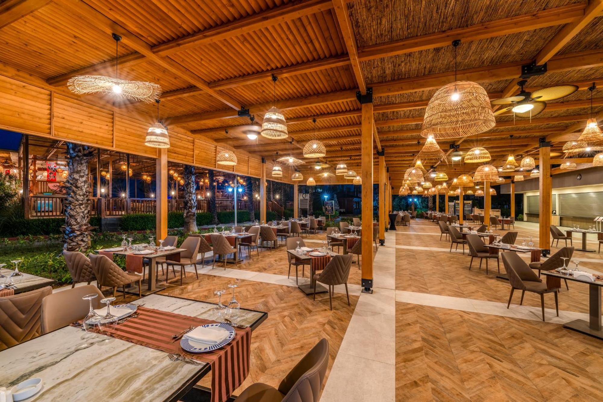 Delphin Diva Premiere Hotel Antalya Exterior photo
